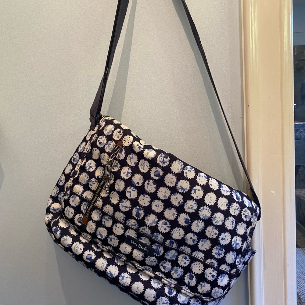 Vera Bradley large laptop crossbody bag